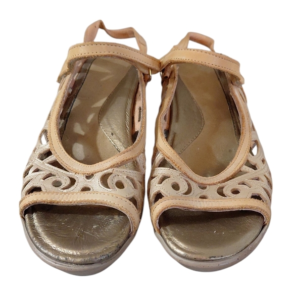 NAOT  Nude Leather Cutout Platform Sandals Women's Size 9 - Picture 2 of 10